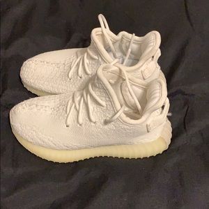 adidas Yeezy Boost 350 V2 Cream White